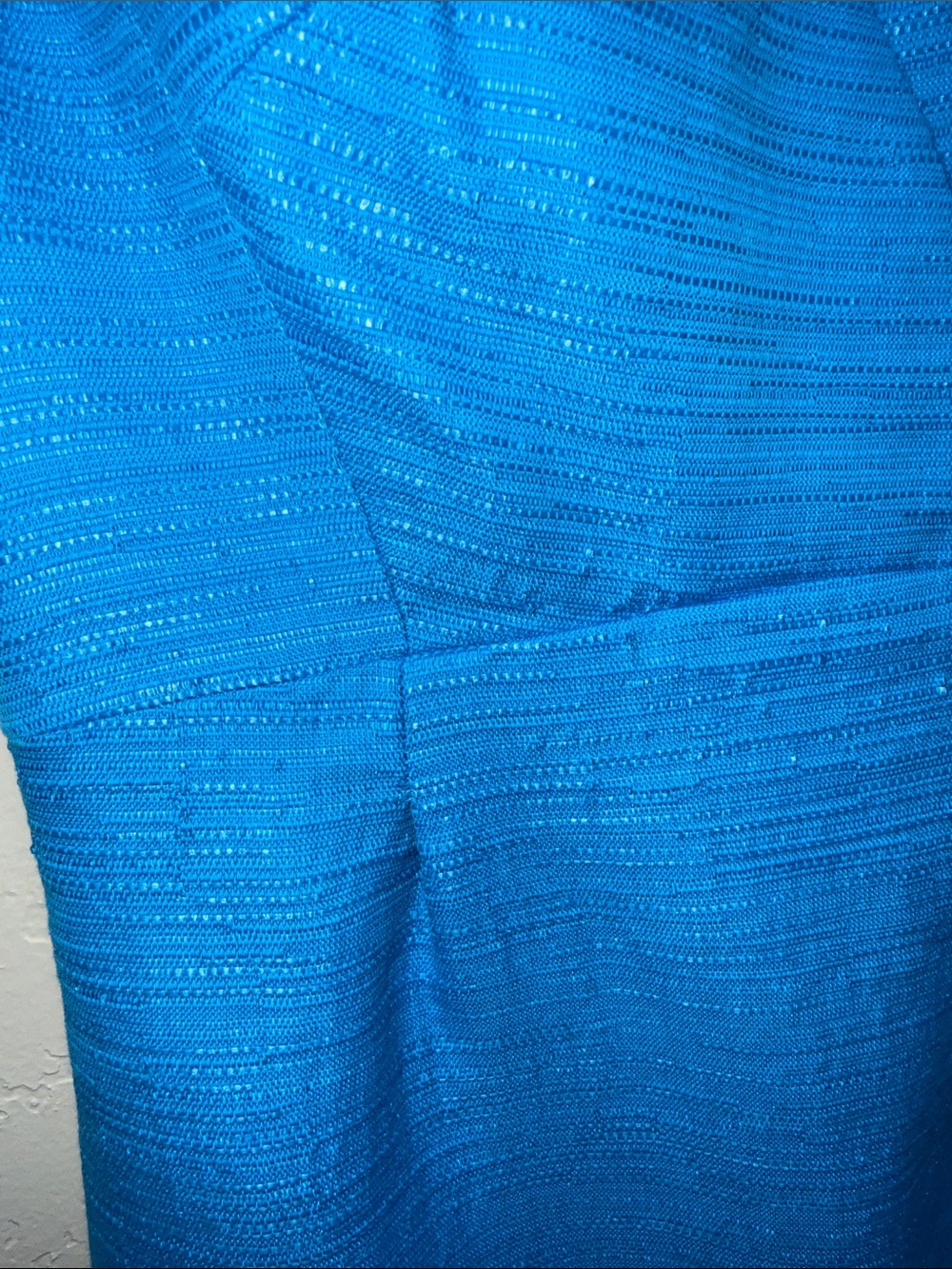 Trina Turk Midi Sheath Dress Bright Blue Cap Sleeve Size 4 Lined Darted V Neck - Picture 7 of 12